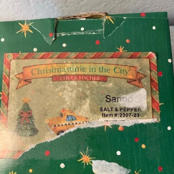 Christmas Salt and Pepper Set Christmas Tree and Taxi Cab so Cute Vintage - Picture 8 of 8